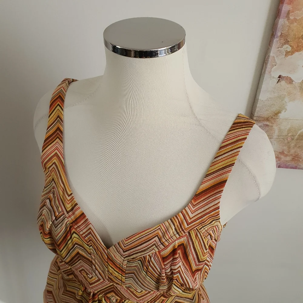 CUE Zig Zag Tan Retro Print Tank Size 12 - Picture 2 of 10